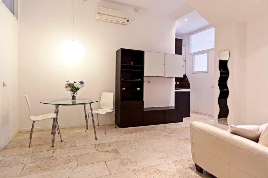 Апартаменты Milan Downtown - The Flat Экстерьер фото